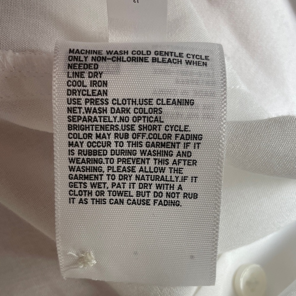 Uniqlo White Blouse - Picture 8 of 8